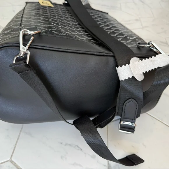 Off-Brand Black Pattern Backpack - Picture 10 of 10